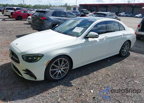 2022 Mercedes-Benz E 350 из США, поврежденный, VIN W1KZF8DB2NB097025